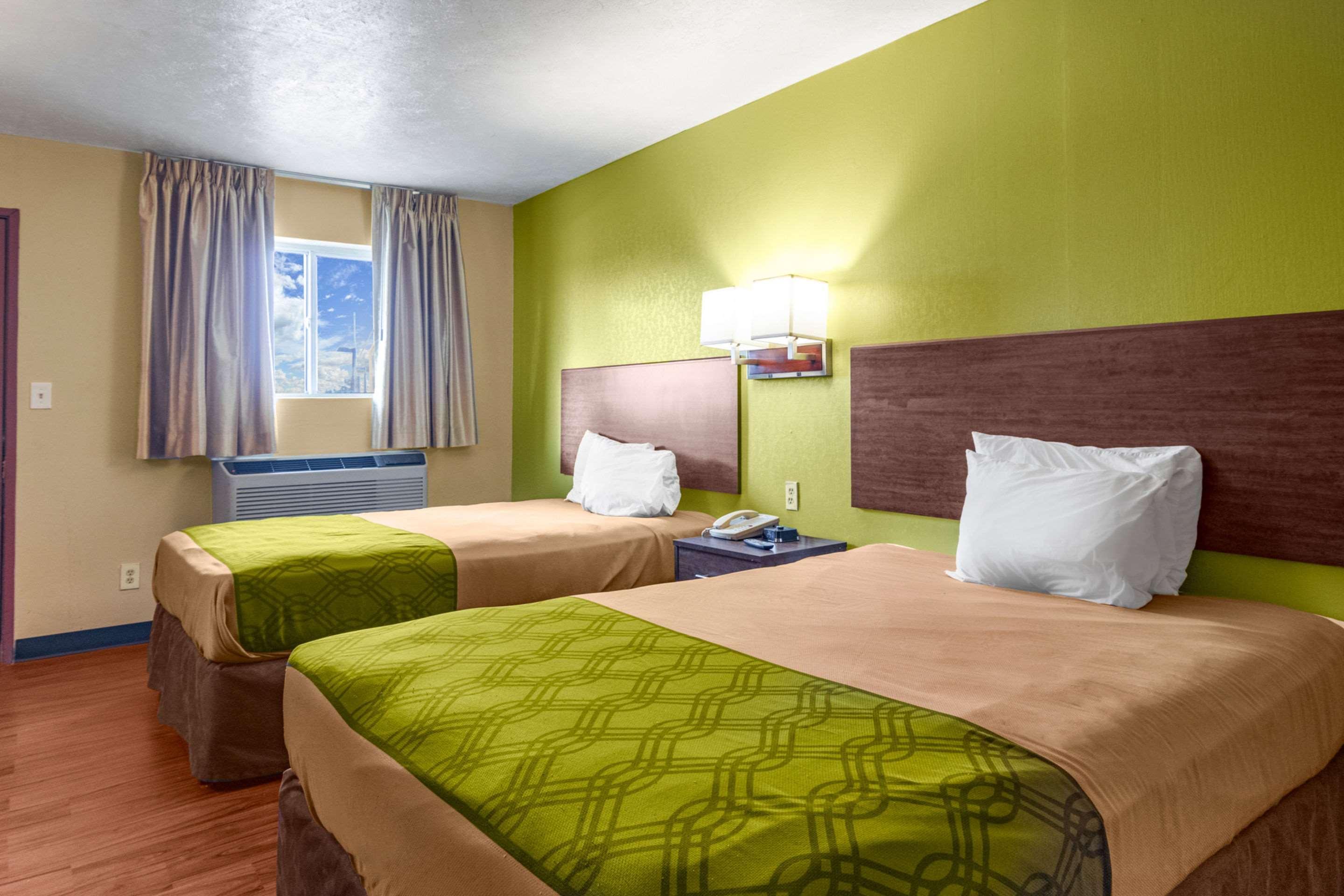 Econo Lodge Kent Eksteriør billede