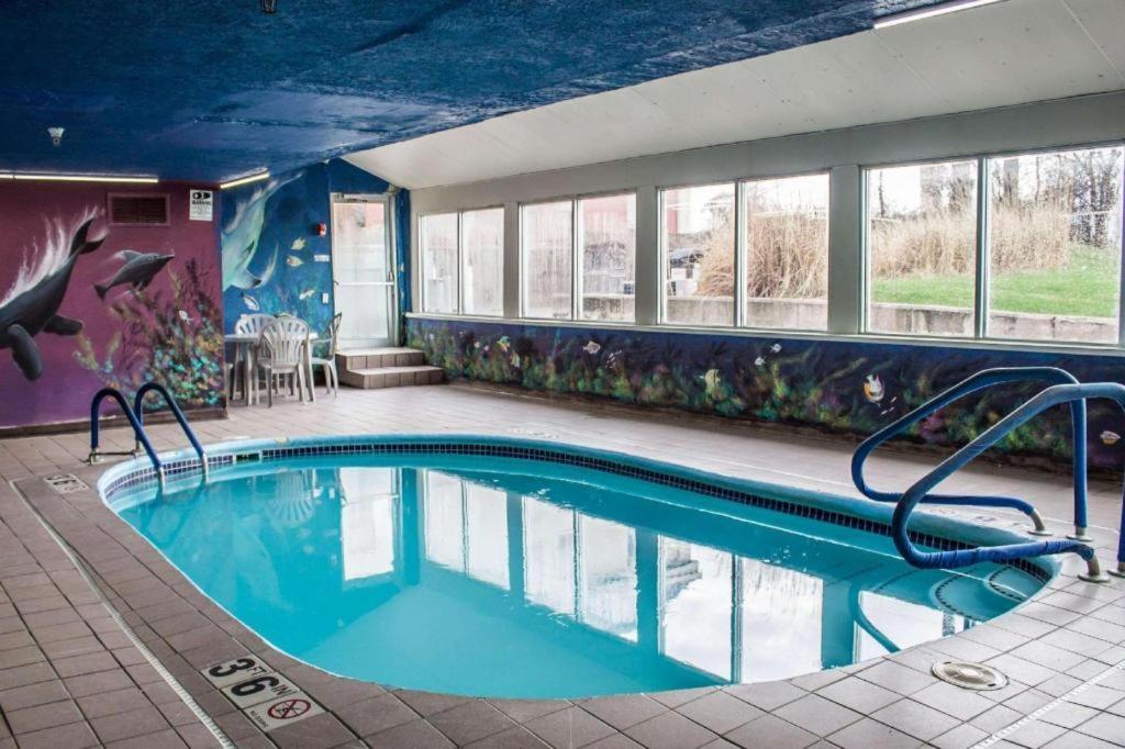 Econo Lodge Kent Eksteriør billede