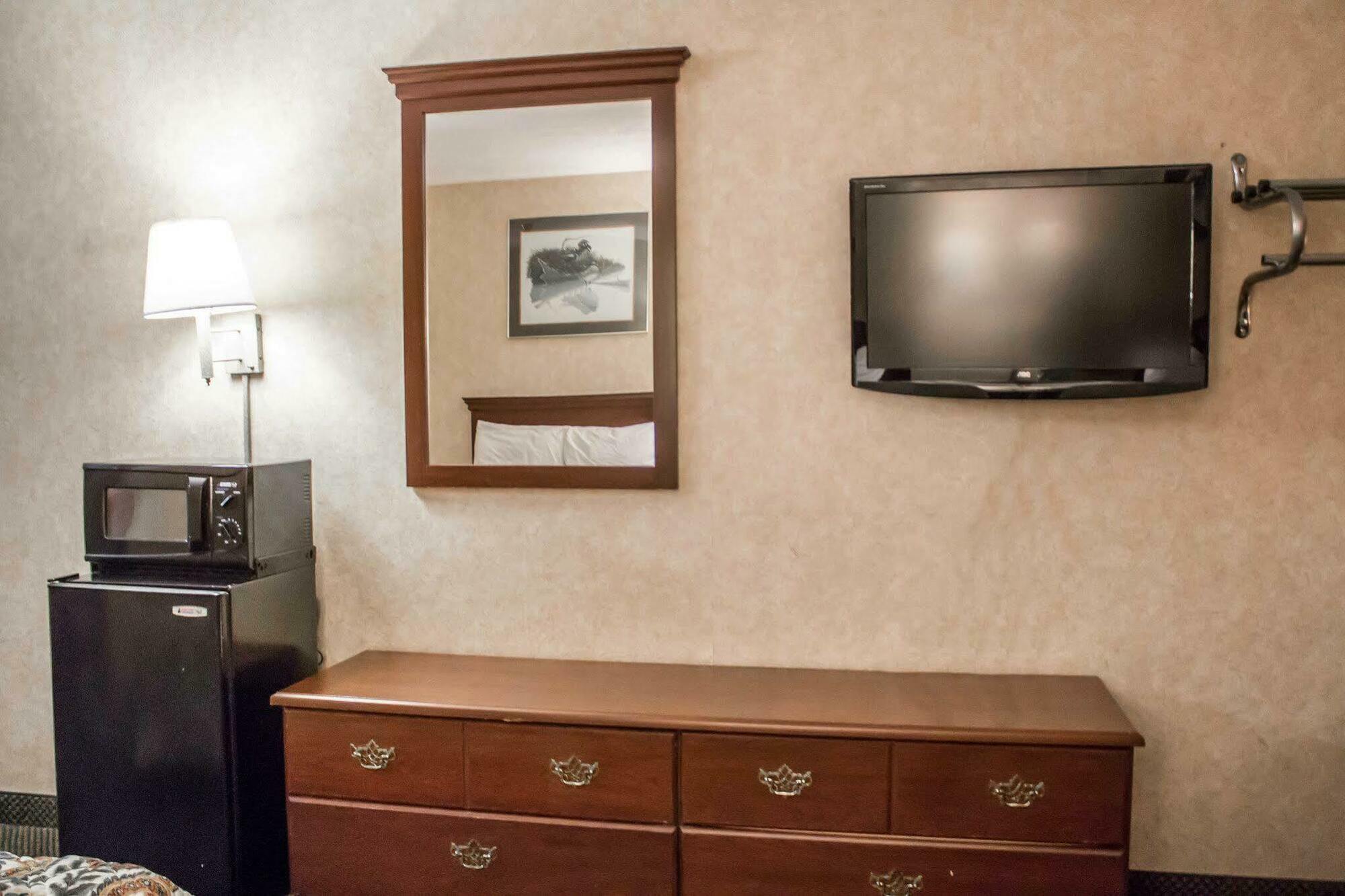 Econo Lodge Kent Eksteriør billede