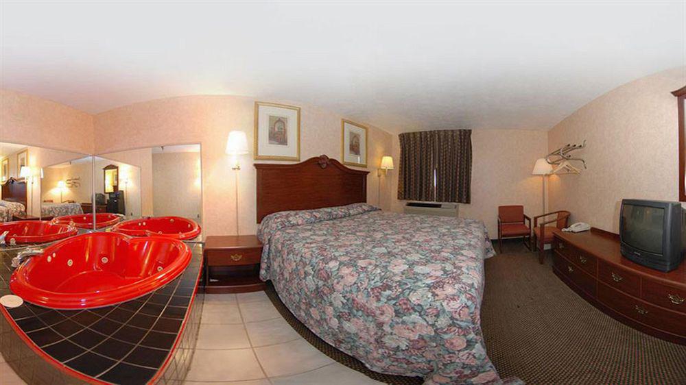 Econo Lodge Kent Eksteriør billede